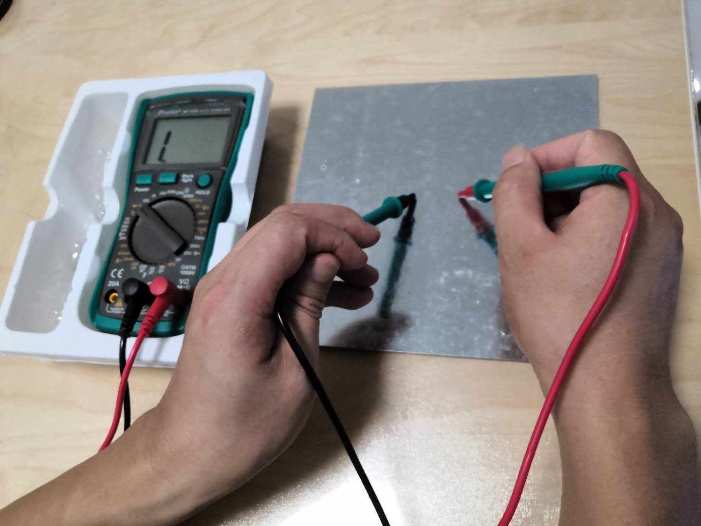 �o�܄��^��Ϳ��